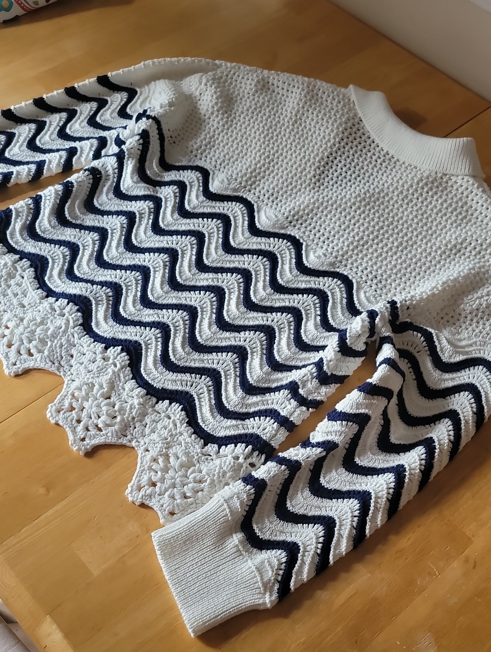 Rails Louise Sweater in Wave Stripe - Picture 10 of 12